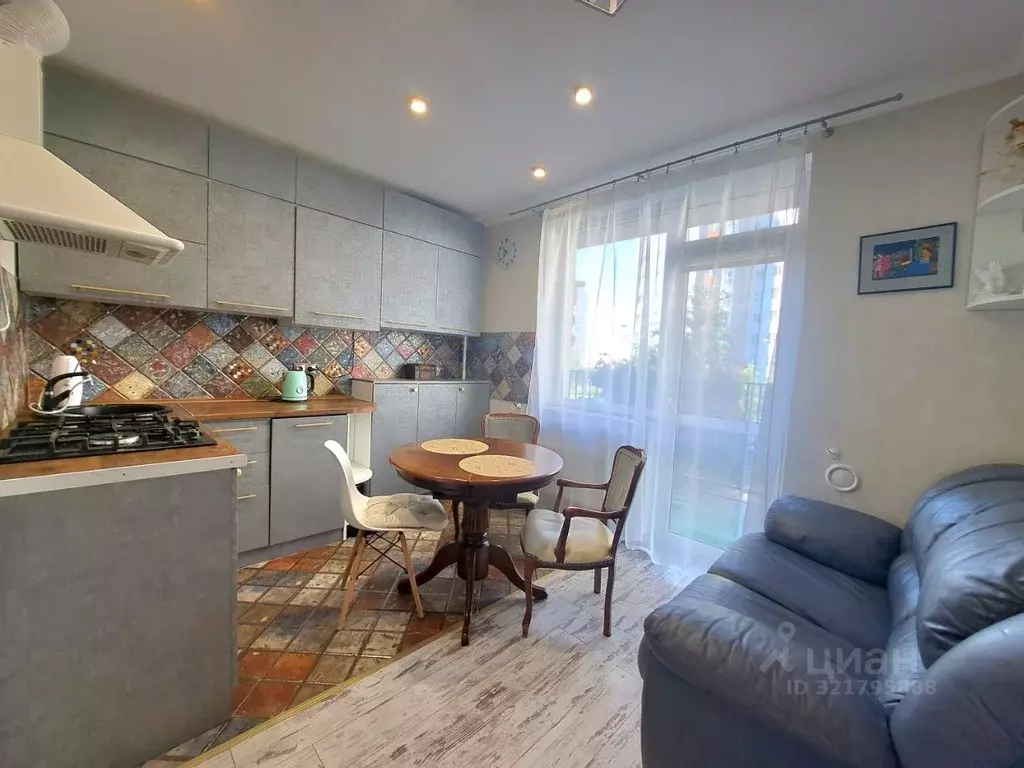 2-к кв. Калининградская область, Калининград Сельма мкр, ул. Виллима ... - Фото 2