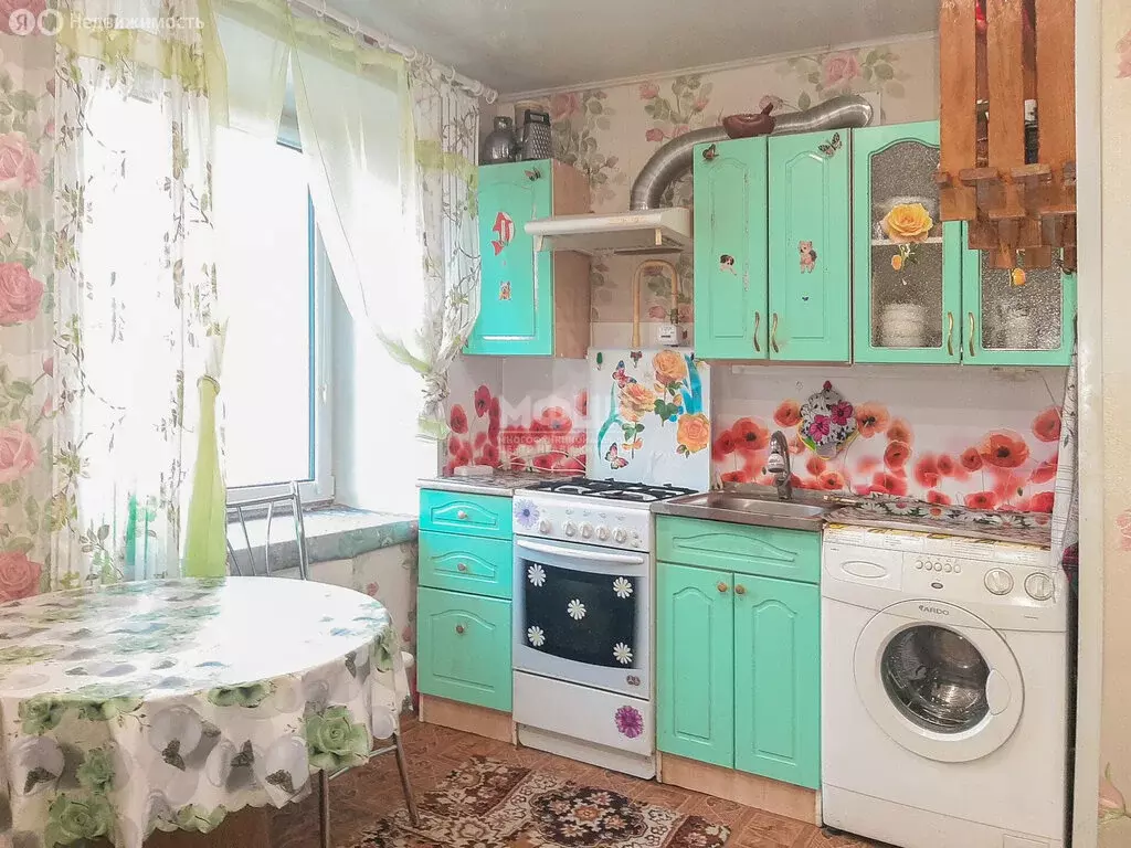 2-комнатная квартира: Медвежьегорск, улица Карла Маркса, 8 (41.5 м) - Фото 1