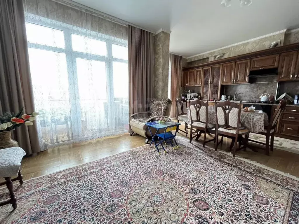 4-к. квартира, 119 м, 5/7 эт. - Фото 0