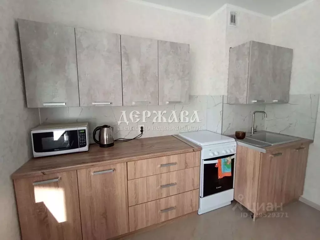 1-к кв. Белгородская область, Старый Оскол Макаренко мкр, 14к1 (39.0 ... - Фото 1