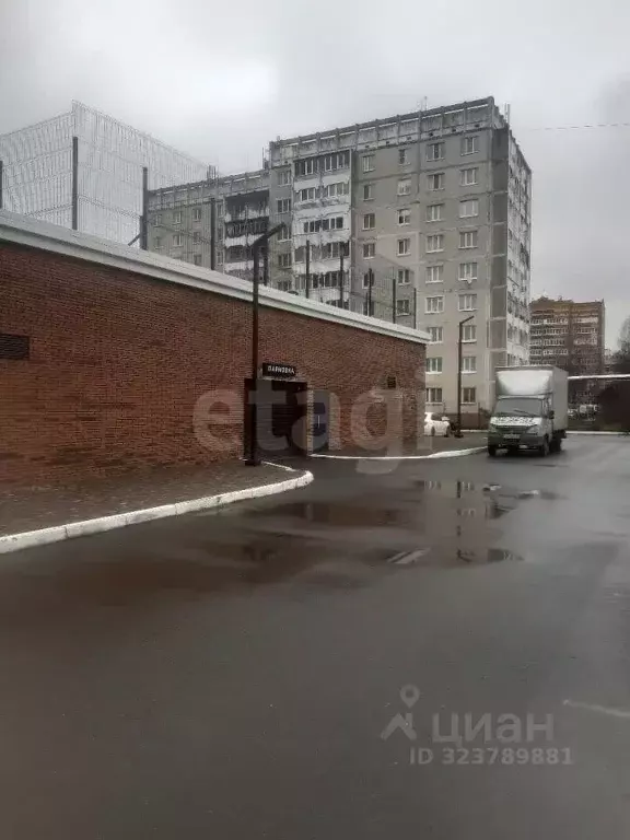 Гараж в Марий Эл, Медведево городское поселение, Медведево пгт ул. ... - Фото 2