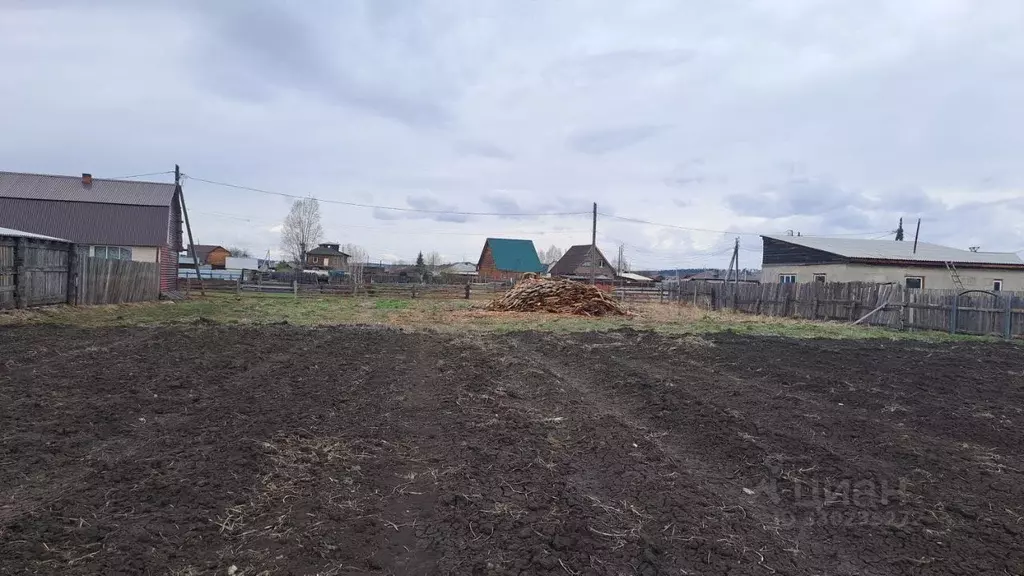 Участок в Иркутская область, Иркутский муниципальный округ, с. ... - Фото 1