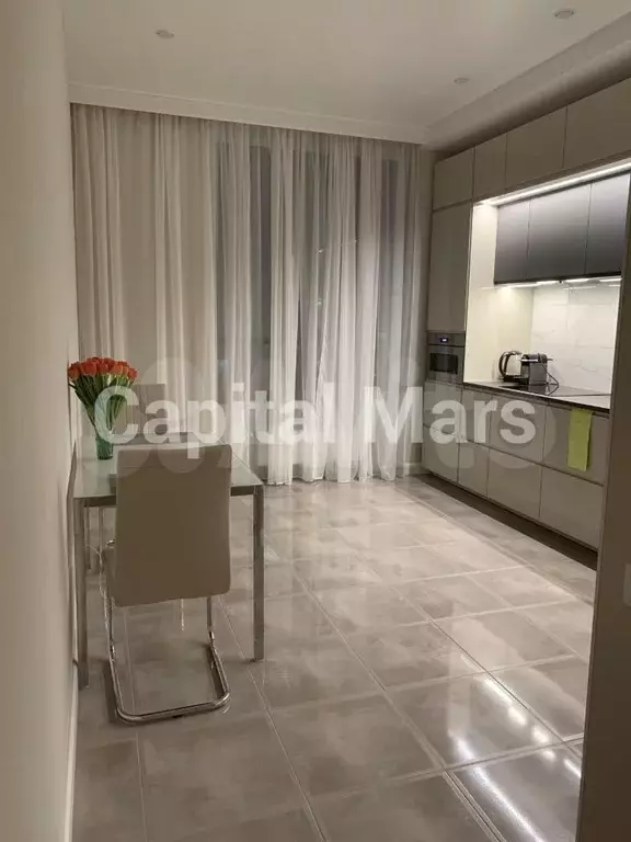 1-к. квартира, 60 м, 5/15 эт. - Фото 1