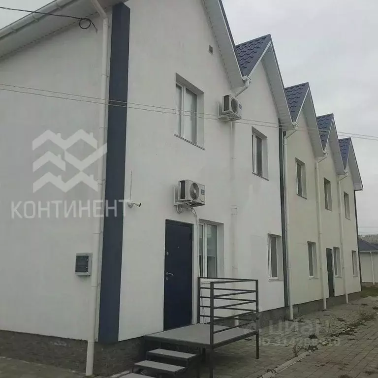 Дом в Крым, Сакский район, с. Уютное ул. Садовая (471 м) - Фото 1