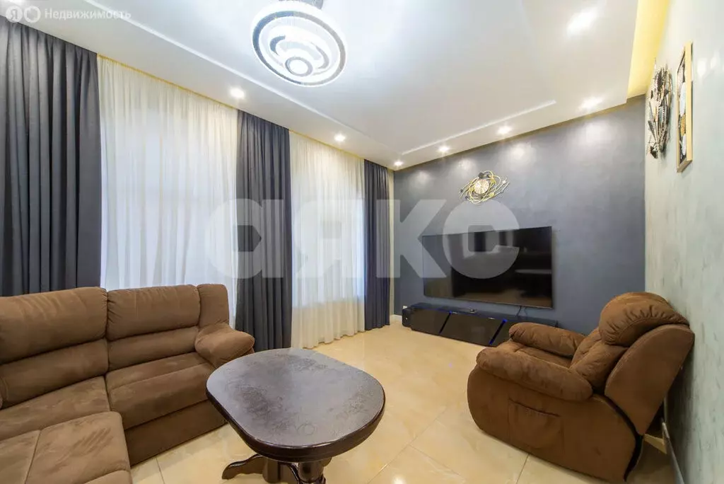 Дом в деревня Грибки, улица 5-я Линия, 1 (200 м) - Фото 1