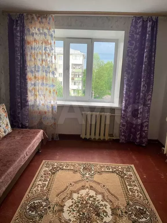 Комната 18 м в 8-к., 3/5 эт. - Фото 1