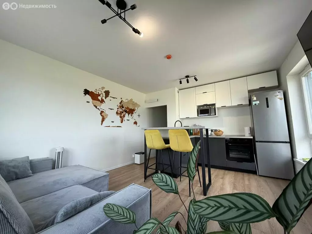 2-комнатная квартира: Екатеринбург, улица Гаршина, 3 (57.6 м) - Фото 0