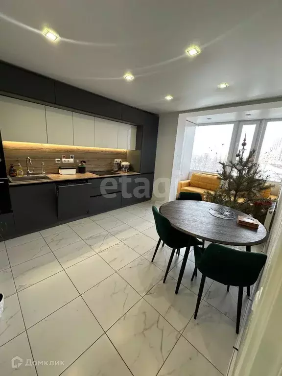 Продаётся 3-к квартира, 70 м - Фото 0