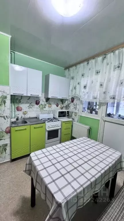 1-к кв. Ямало-Ненецкий АО, Новый Уренгой Оптимистов мкр, 2к1 (44.9 м) - Фото 1