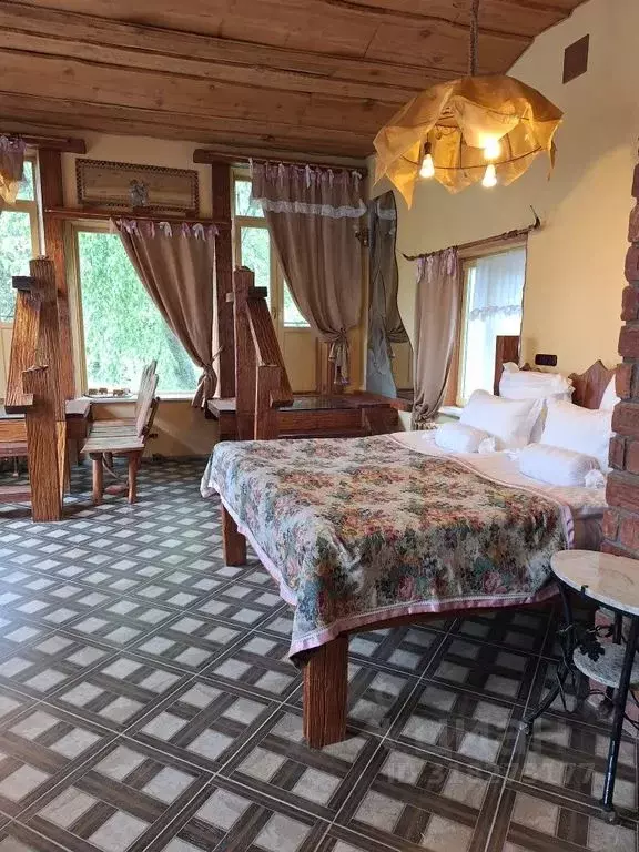 Комната Санкт-Петербург пос. Репино, Луговая ул., 9 - Фото 0