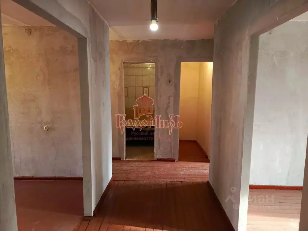 3-к кв. Владимирская область, Александров пер. Красный, 11 (62.6 м) - Фото 1
