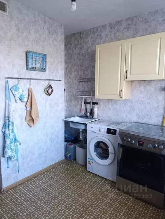 3-к кв. Ленинградская область, Лужский район, Оредежское с/пос, д. ... - Фото 2