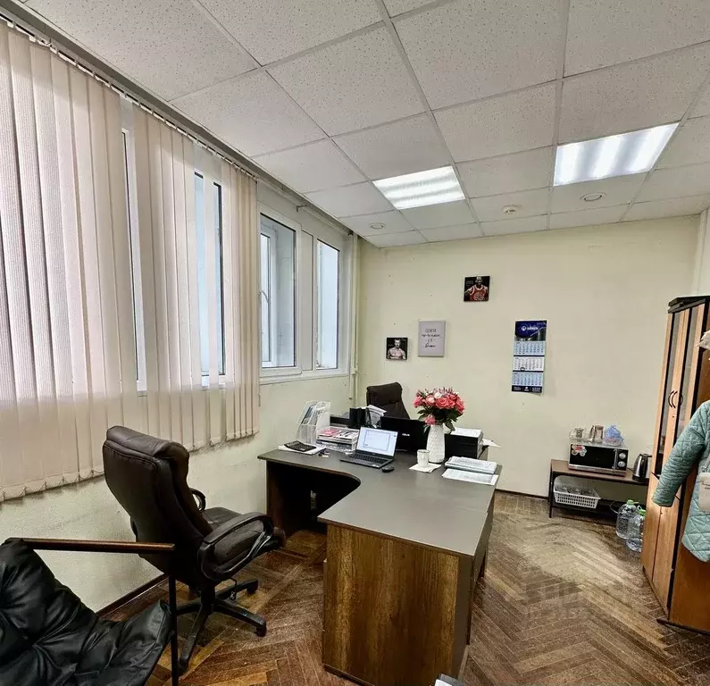 Офис в Нижегородская область, Нижний Новгород ул. Родионова, 192к1 (32 ... - Фото 1