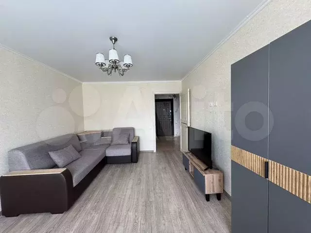 1-к. квартира, 40 м, 7/10 эт. - Фото 0