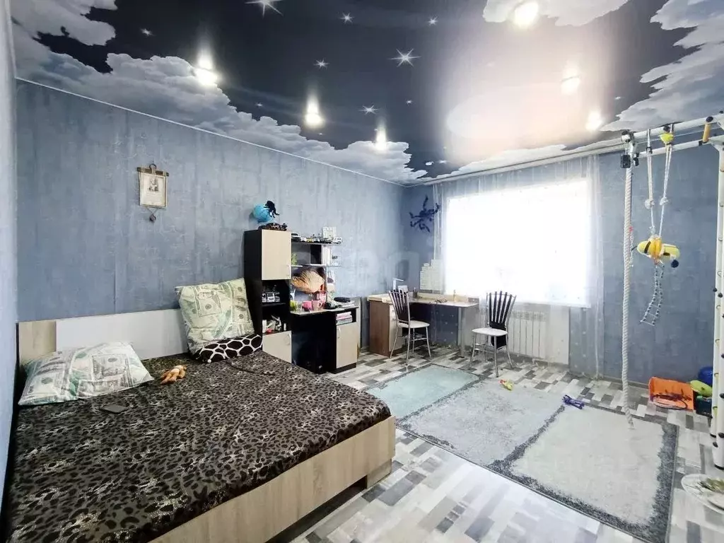 3-к кв. Смоленская область, Вязьма Полевая ул., 43 (82.6 м) - Фото 1