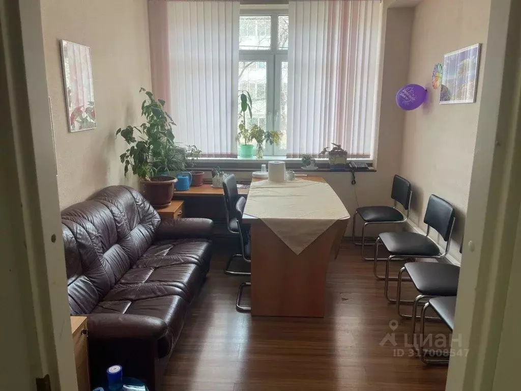 Помещение свободного назначения в Свердловская область, Березовский ... - Фото 1