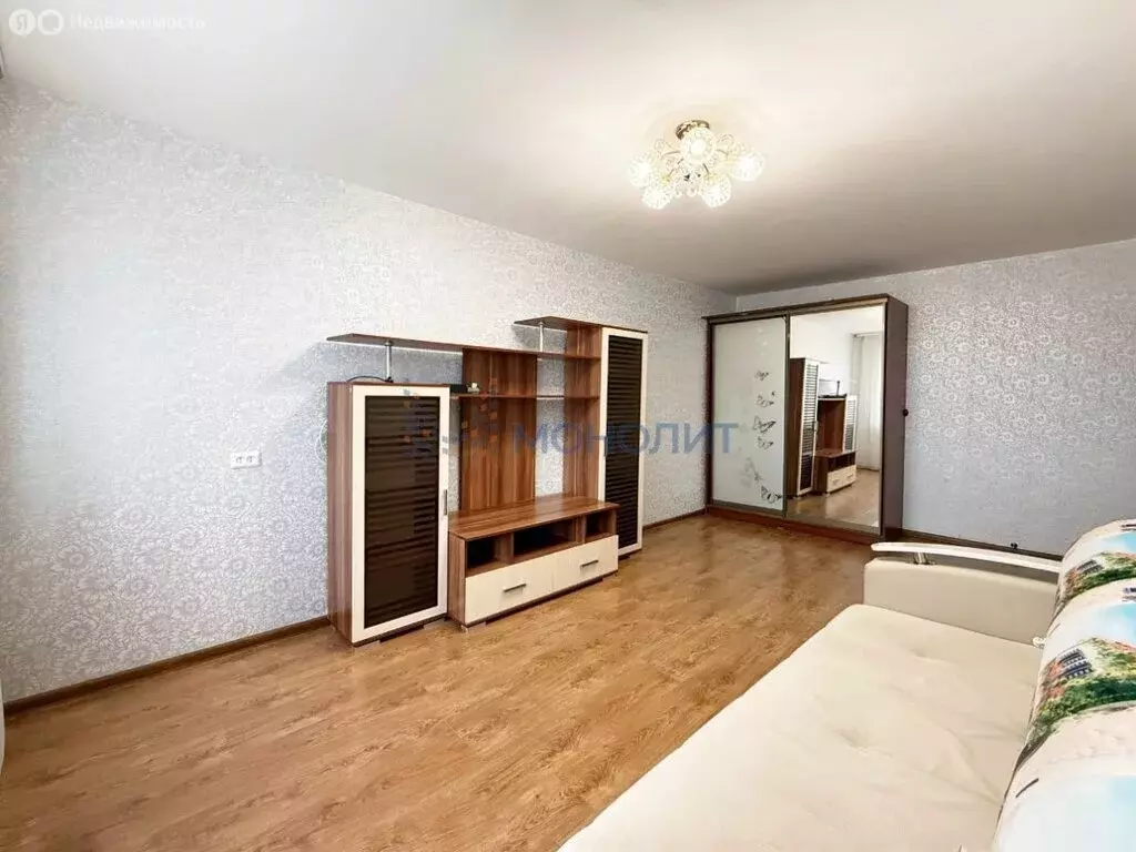 2-комнатная квартира: Медведево, посёлок городского типа Медведево, ... - Фото 2