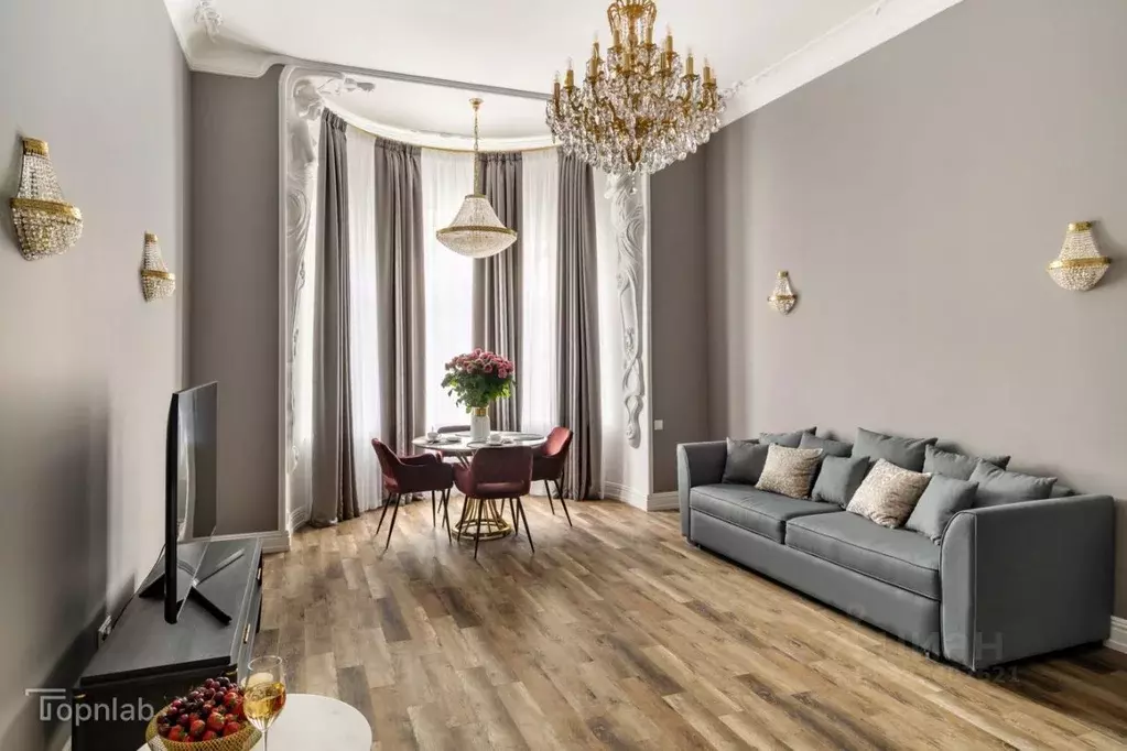 3-к кв. Санкт-Петербург Большая Конюшенная ул., 3 (100.0 м) - Фото 0