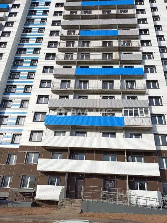 2-к кв. Бурятия, Улан-Удэ 148А мкр, 1/5 (56.1 м) - Фото 1