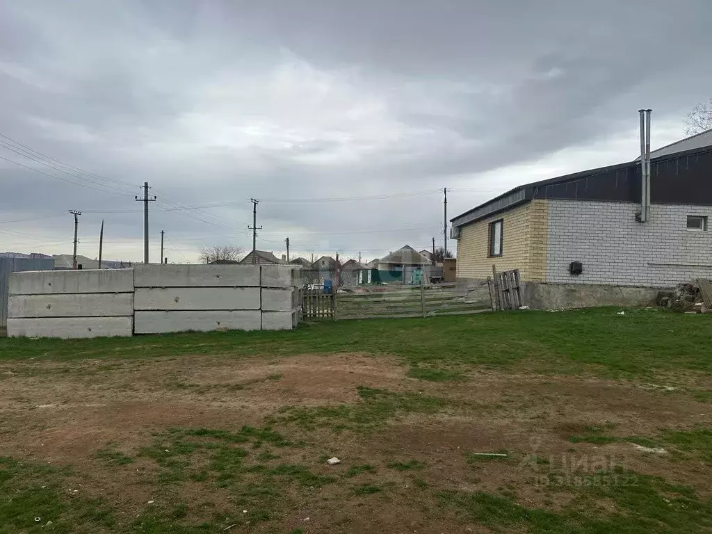 Участок в Калмыкия, Элиста ул. Им. Андрея Кунакова, 16 (600.0 сот.) - Фото 0