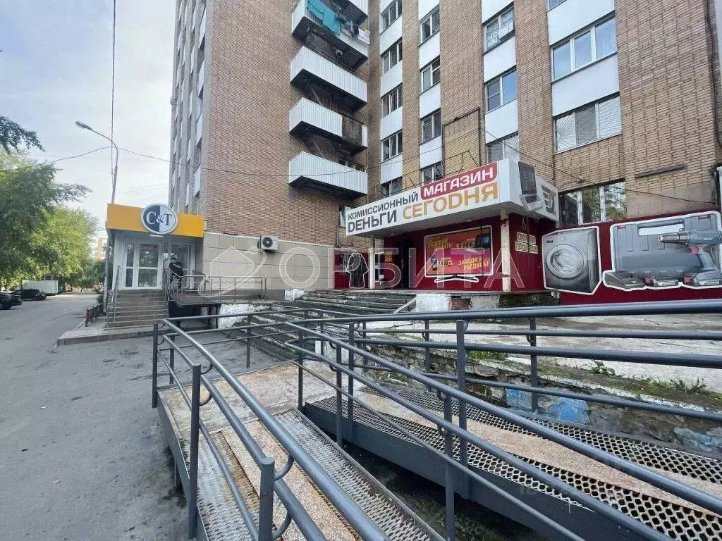 Помещение свободного назначения в Тюменская область, Тюмень ул. ... - Фото 1