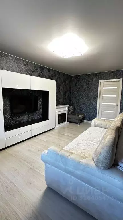 2-к кв. Хабаровский край, Хабаровск ДОС кв-л, 24 (45.0 м) - Фото 0