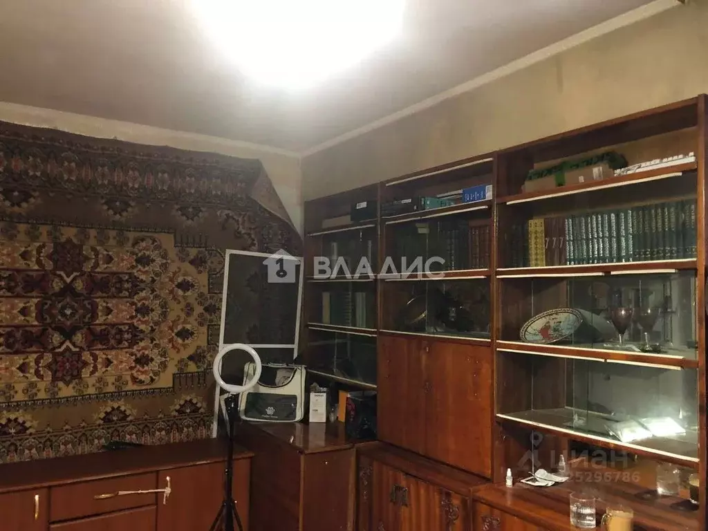 2-к кв. Бурятия, Улан-Удэ ул. Рылеева, 3 (41.4 м) - Фото 1