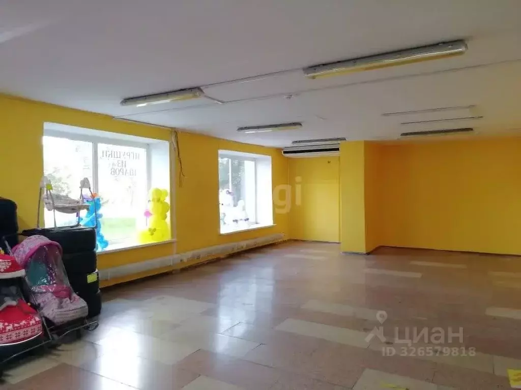 Торговая площадь в Кемеровская область, Кемерово Комсомольский проезд, ... - Фото 1