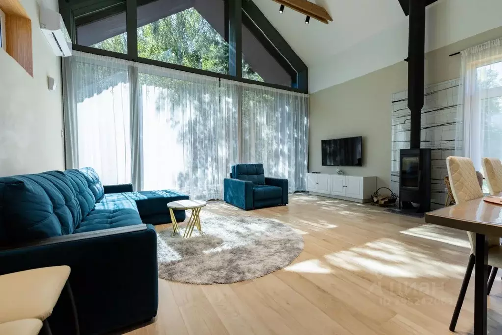 Дом в Ленинградская область, Всеволожский район, Морозовское городское ... - Фото 1