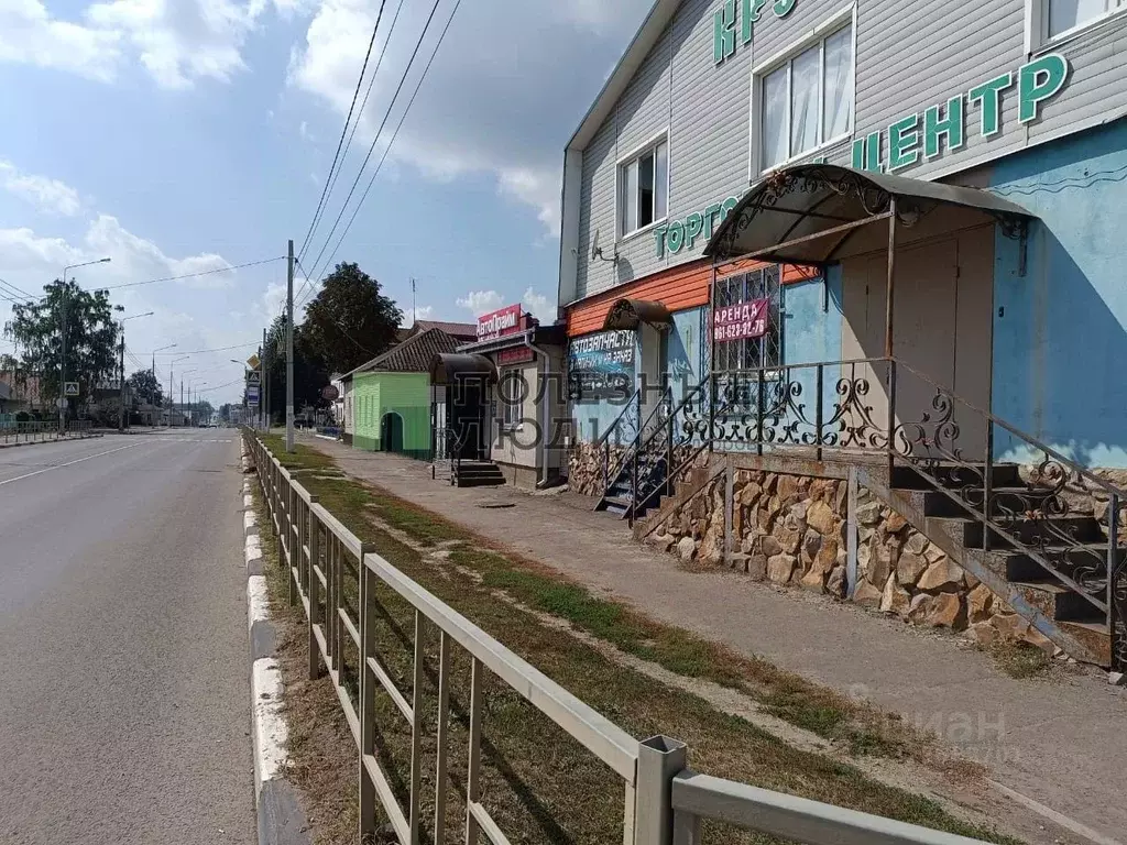 Торговая площадь в Орловская область, Кромы пгт ул. 25 Октября, 20 ... - Фото 1