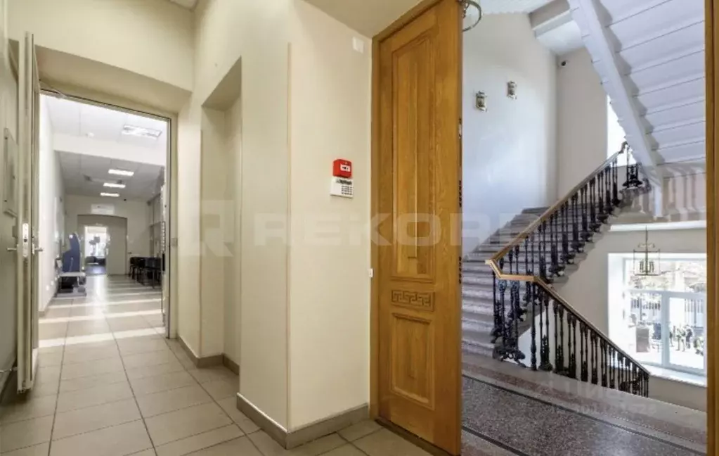 Офис в Санкт-Петербург Фурштатская ул., 29 (240 м) - Фото 1
