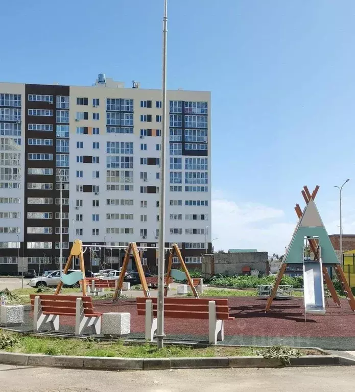 4-к кв. Саратовская область, Энгельс Волжский просп., 63А (79.97 м) - Фото 0
