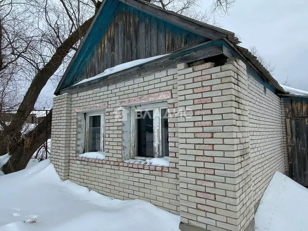 Дом в Пензенская область, Шемышейка пгт ул. Дзержинского, 37 (40 м) - Фото 0