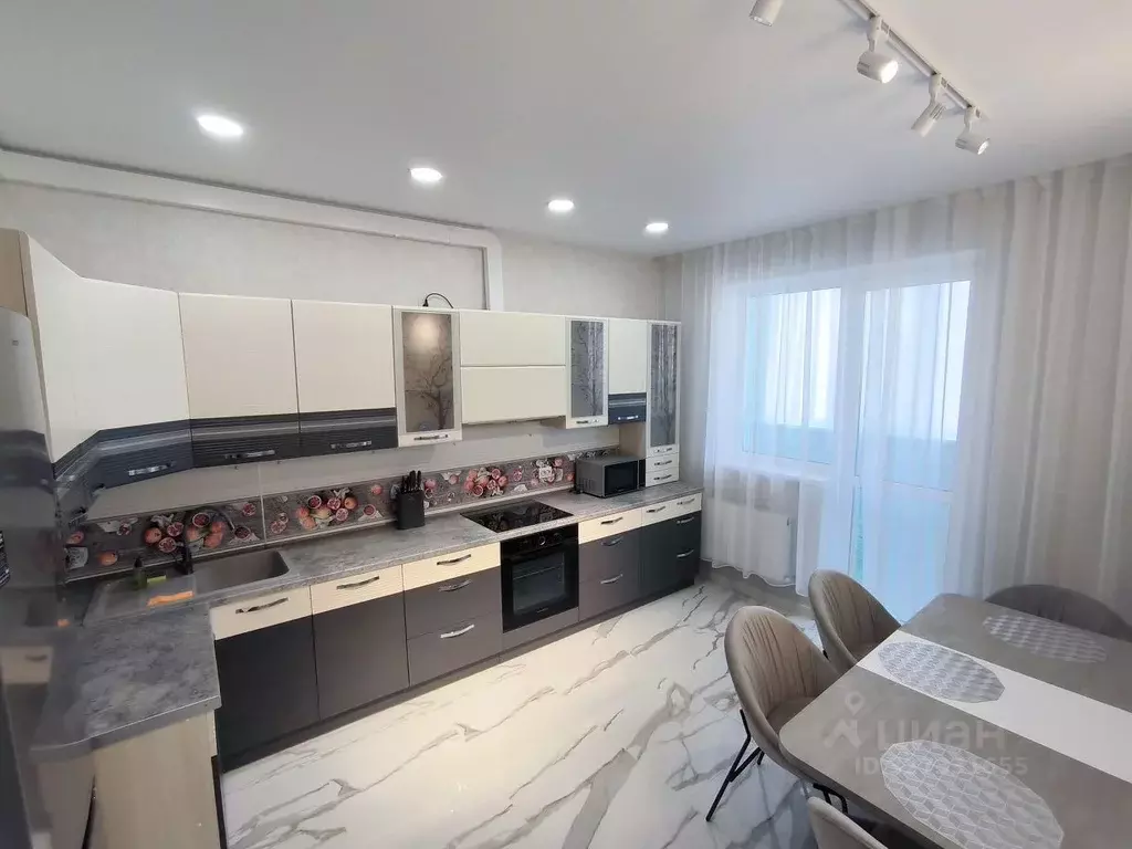 2-к кв. Краснодарский край, Краснодар Стахановская ул., 1/3 (80.0 м) - Фото 2