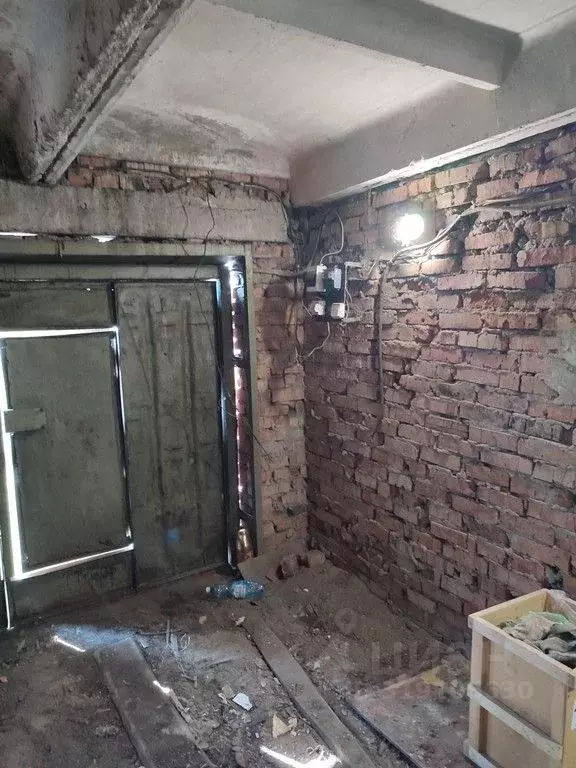 Гараж в Омская область, Омск ул. Завертяева, 18 (20 м) - Фото 1