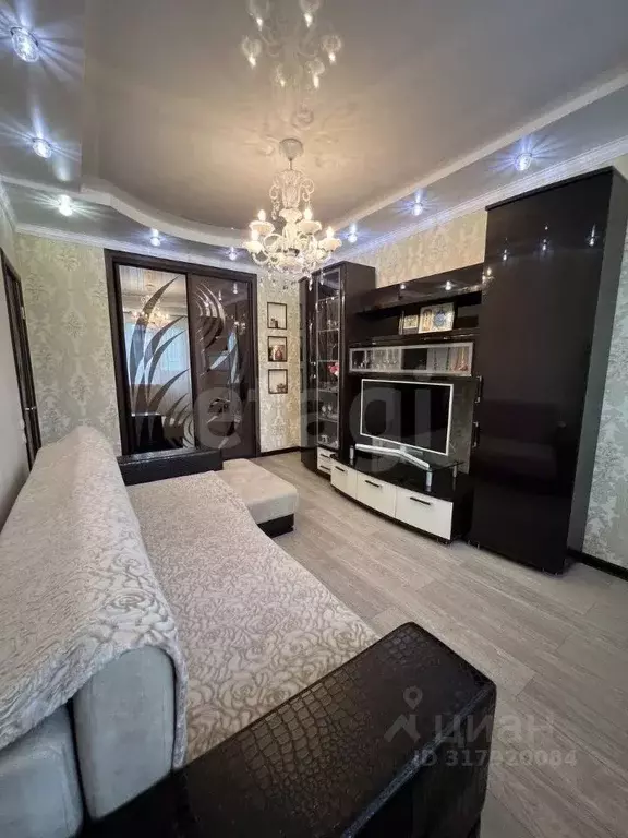 1-к кв. Белгородская область, Губкин ул. Кирова, 43В (36.1 м) - Фото 1