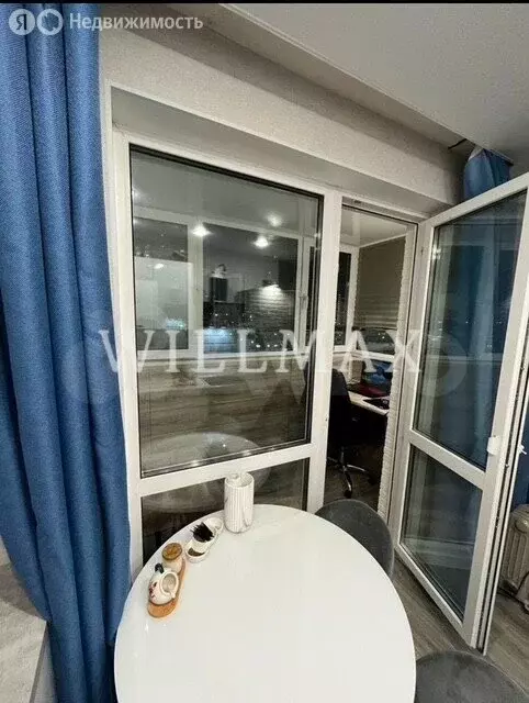 Квартира-студия: Тюмень, улица Вадима Бованенко, 5 (30 м) - Фото 1