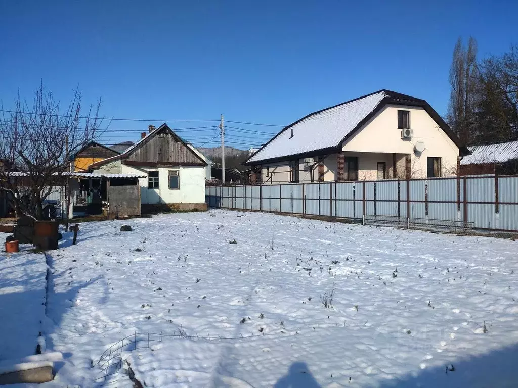 Дом в Краснодарский край, Геленджик городской округ, с. Береговое ул. ... - Фото 1