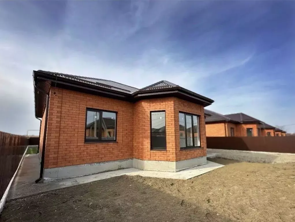 Дом в Краснодарский край, Краснодар ул. Елизаветинская, 2 (109 м) - Фото 2