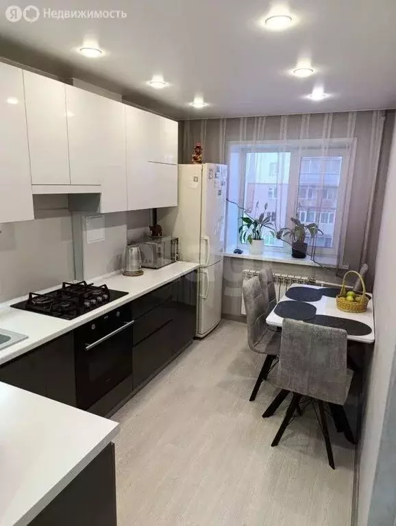 2-комнатная квартира: Благовещенск, улица 50 лет Октября, 2 (46 м) - Фото 1