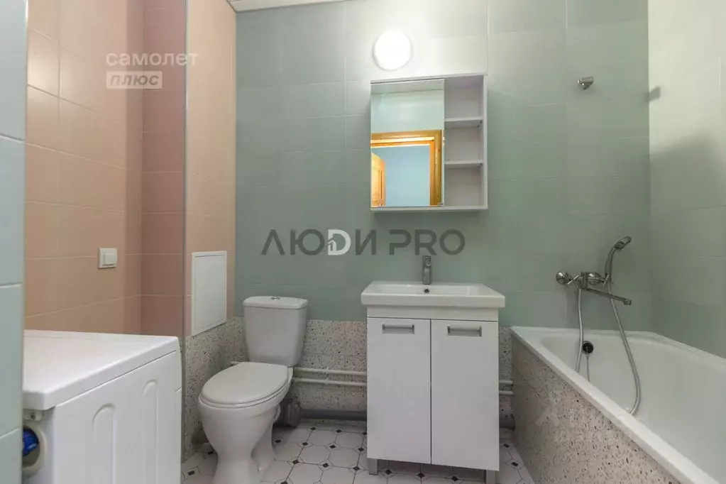 2-к кв. Башкортостан, Уфа ул. Воинов-Интернационалистов, 5 (43.7 м) - Фото 2