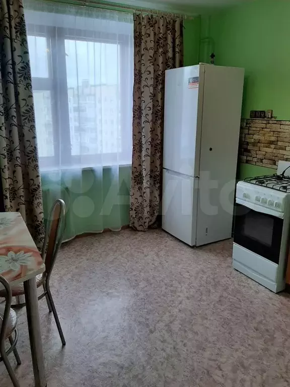 1-к. квартира, 40 м, 9/10 эт. - Фото 0