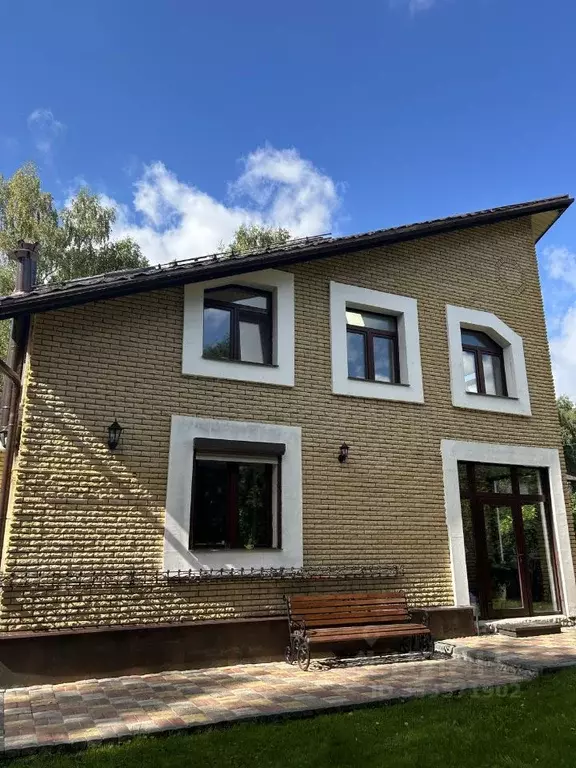 Дом в Московская область, Королев проезд Кольцова, 6 (210 м) - Фото 1