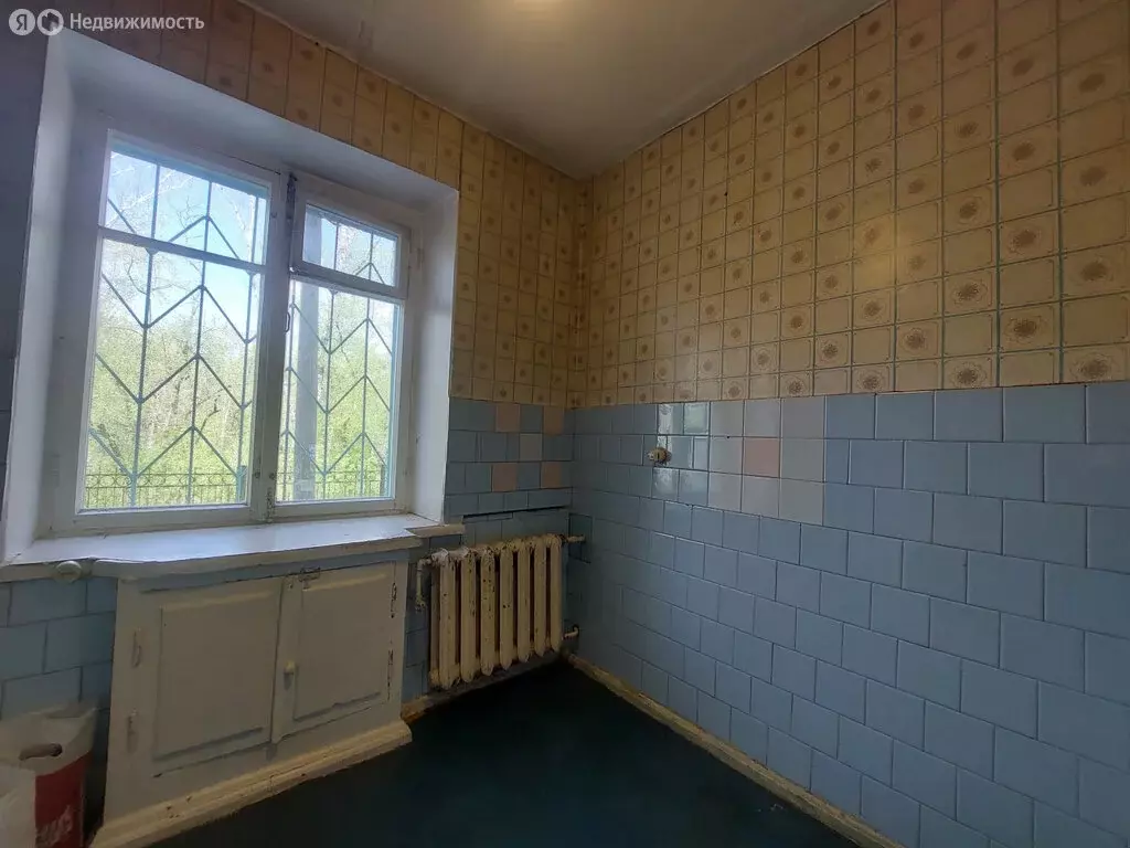 3-комнатная квартира: Челябинск, улица Первого Спутника, 25 (64 м) - Фото 1