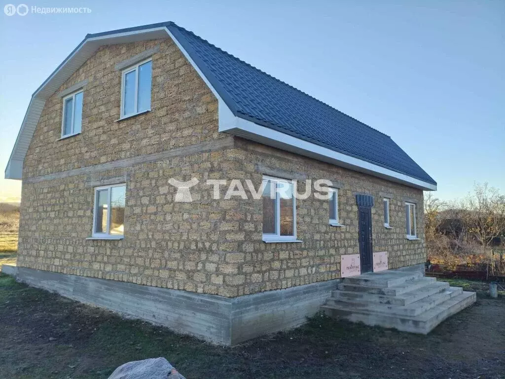 Дом в Доброе, Лесная улица, 34Г (180 м) - Фото 1