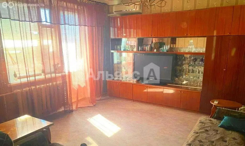 3-комнатная квартира: Шахты, Парковая улица, 2А (62 м) - Фото 1