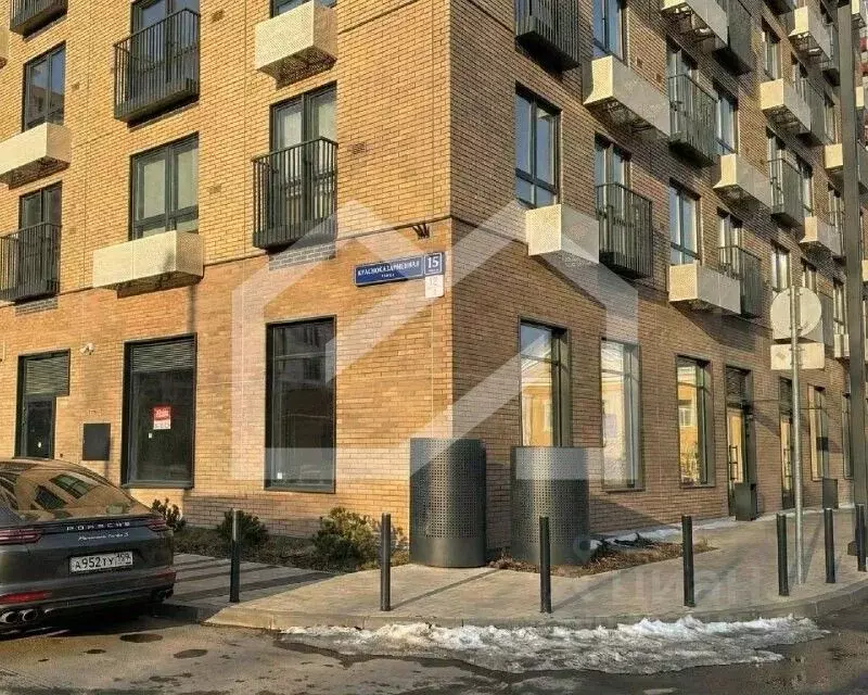 Торговая площадь в Москва Красноказарменная ул., 15к4 (104 м) - Фото 1