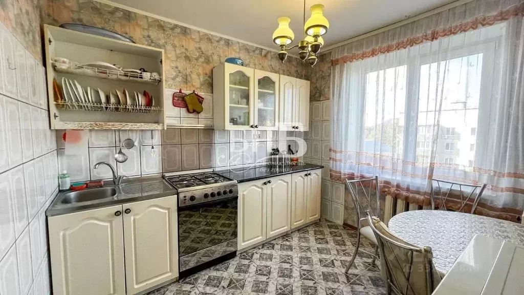 3-к кв. Оренбургская область, Кувандык Фестивальная ул., 3 (64.0 м) - Фото 2