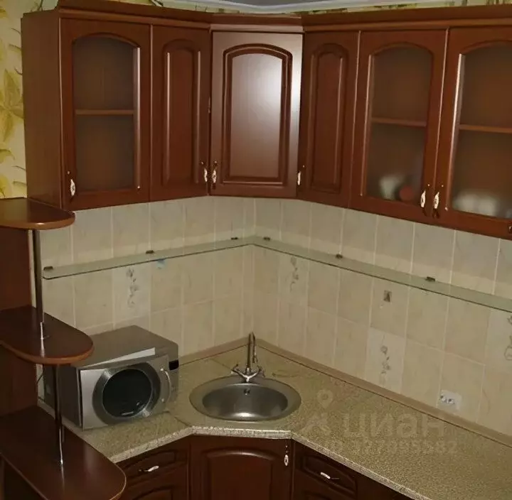 1-к кв. Омская область, Омск ул. 70 лет Октября, 20/2 (42.0 м) - Фото 1