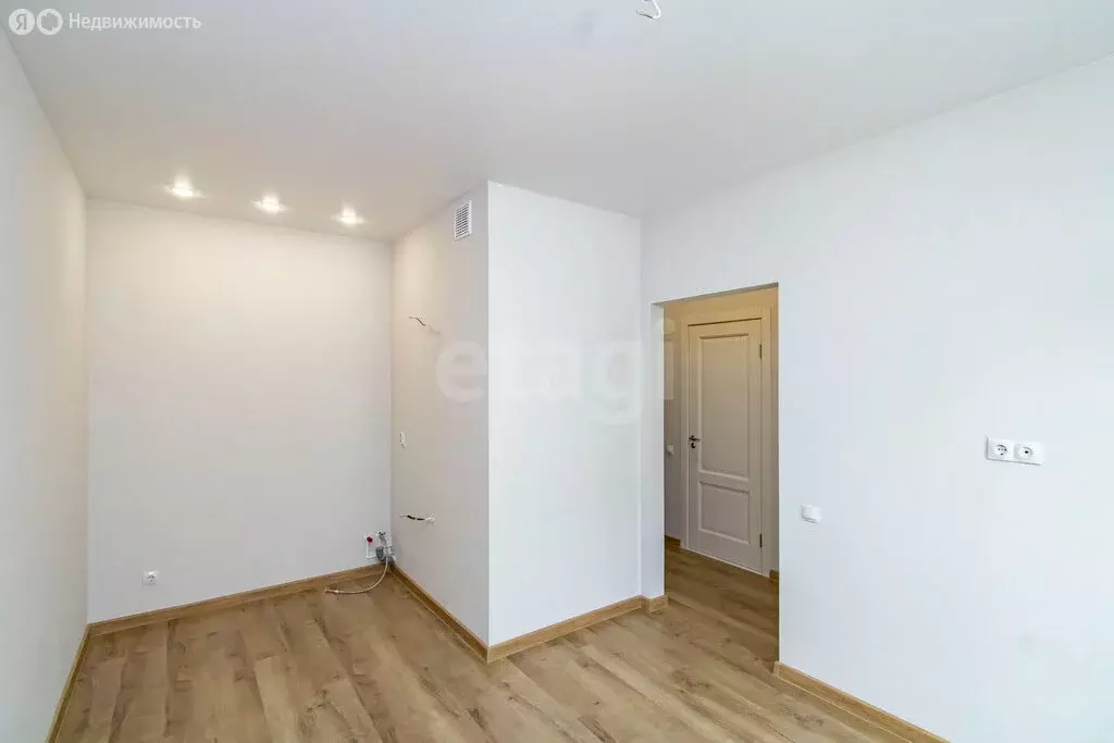 1-комнатная квартира: Тюмень, Арктическая улица, 2 (30.9 м) - Фото 0